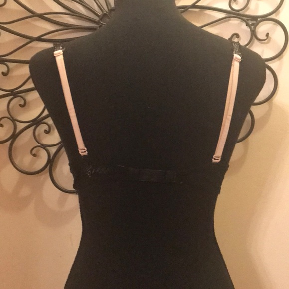 VS Lacy Push-Up Bra Size 34B - Picture 4 of 9